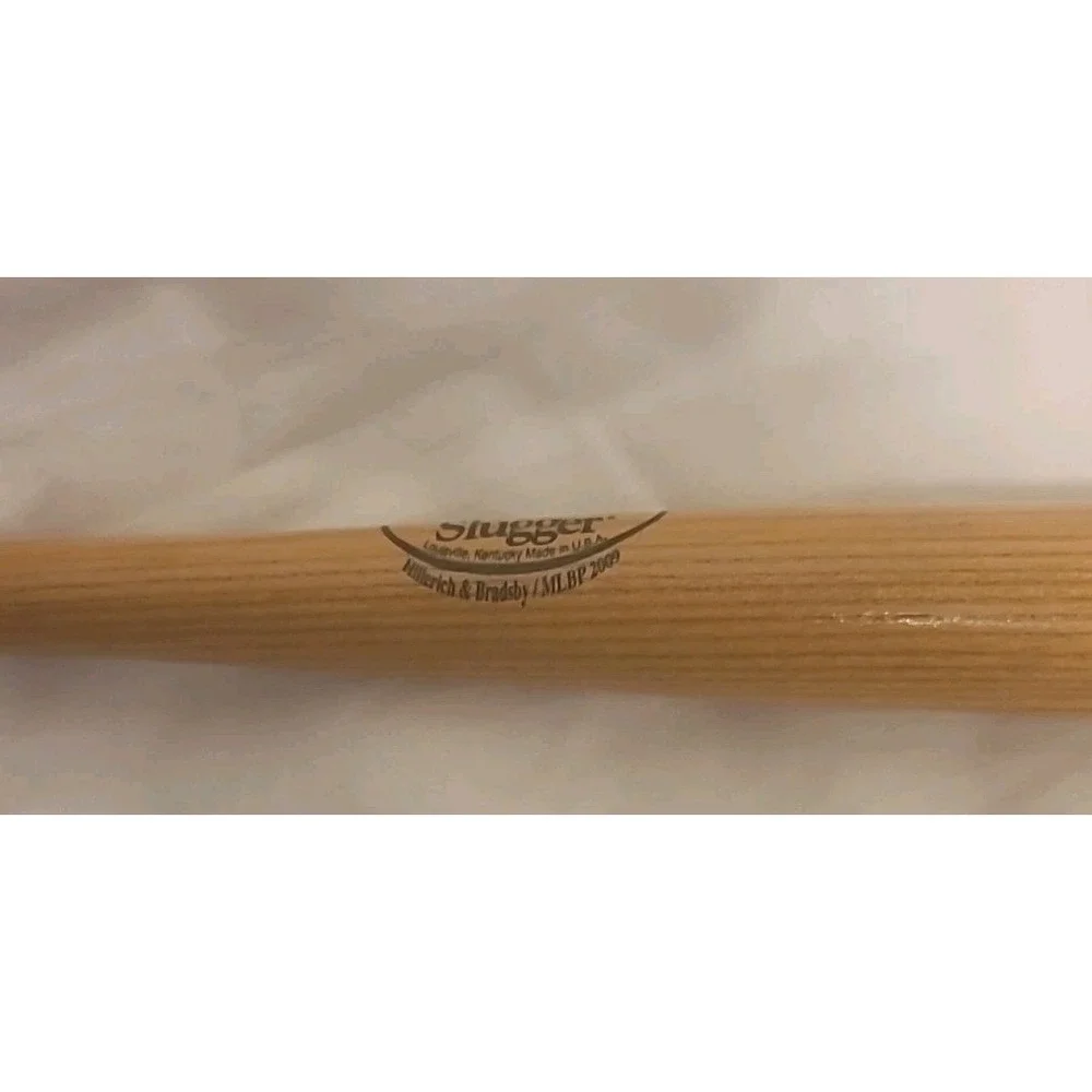 Louisville Slugger Mini Baseball Bat Wooden 18